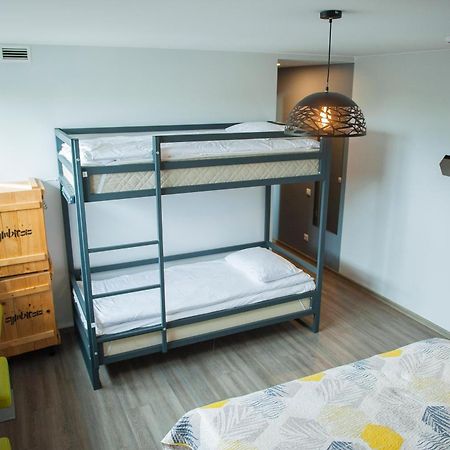 Symbiosis Hostel Palanga Buitenkant foto