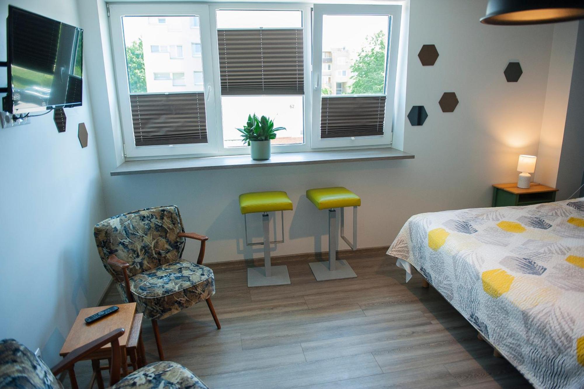 Symbiosis Hostel Palanga Buitenkant foto