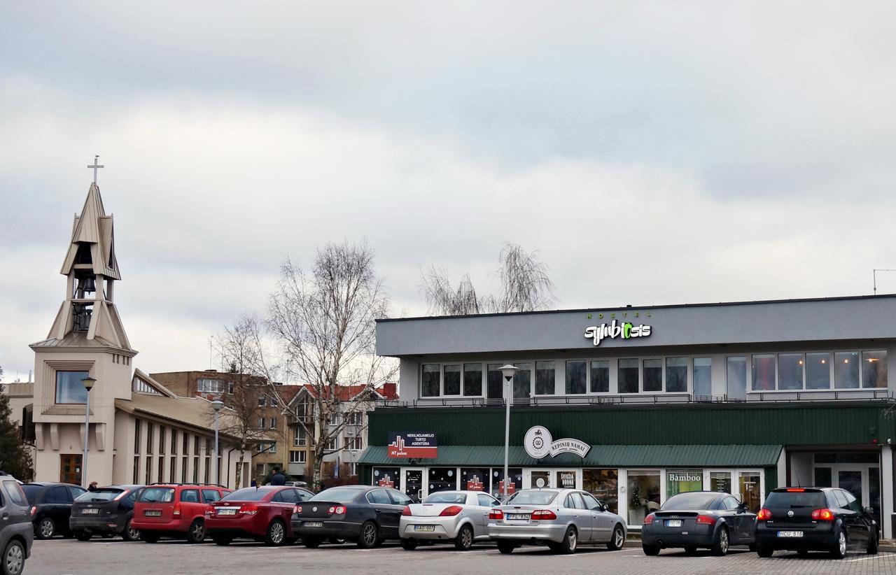 Symbiosis Hostel Palanga Buitenkant foto